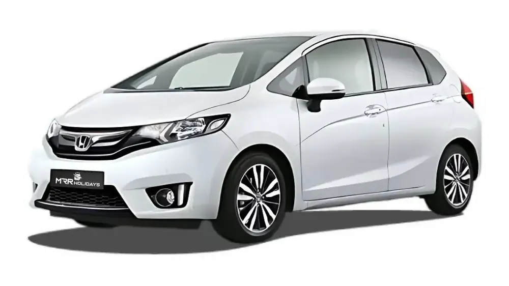 Honda Jazz putih kereta compact untuk sewaan pendek di Langkawi